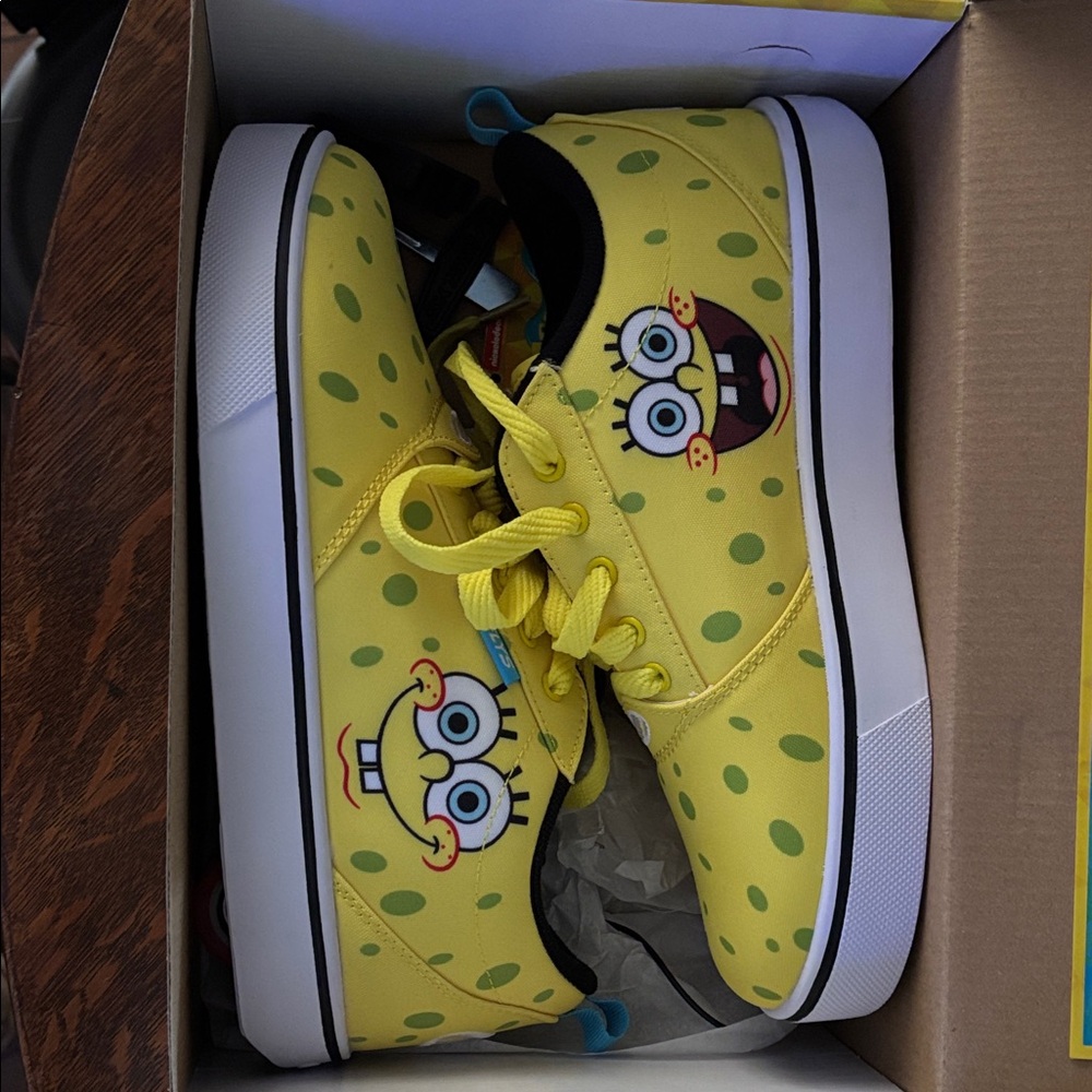 Heelys Kids Yellow SpongeBob Sneakers